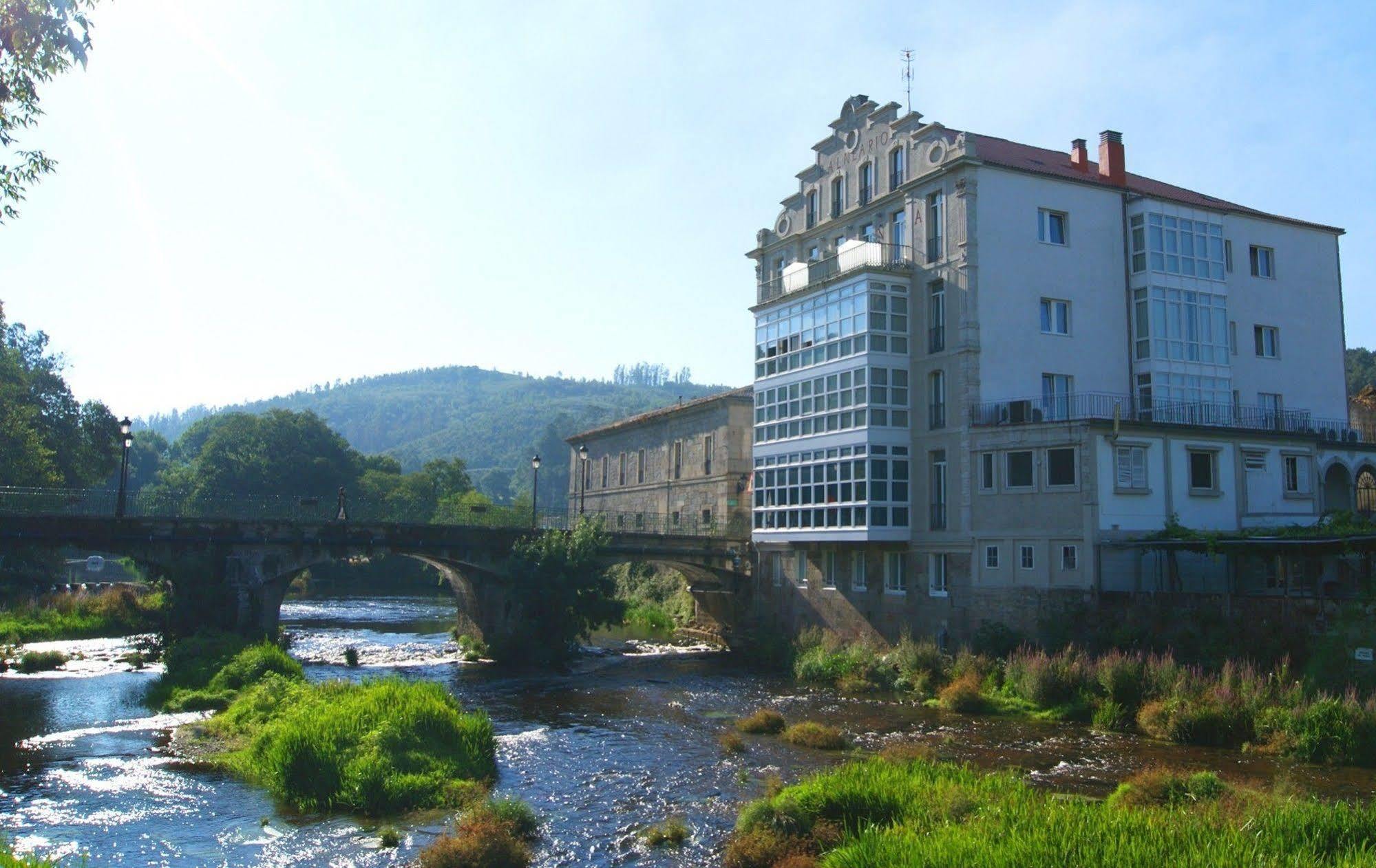 Balneario Acuna Caldas De Reis Exterior photo